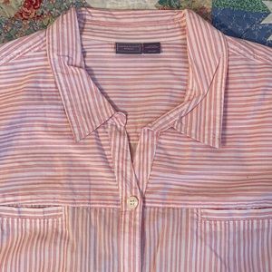 NWT cute top!